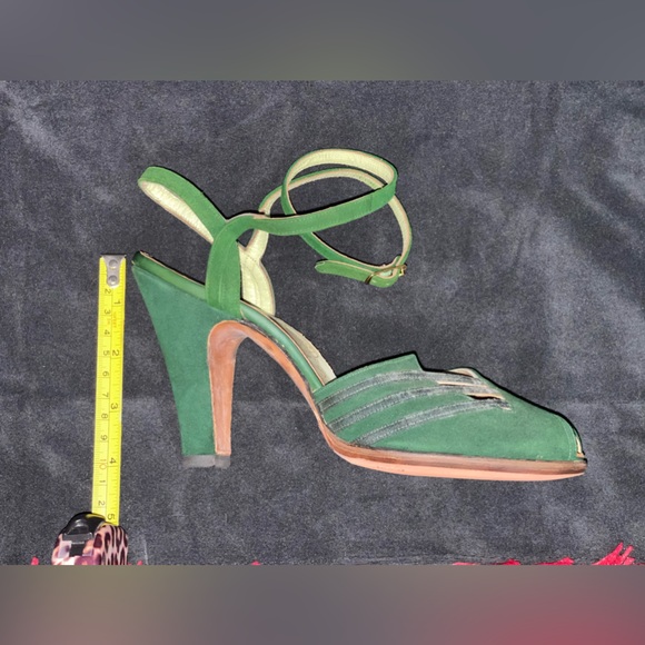 VINTAGE EXCLUSIVELY MURRAY’S “FIFTH AVENUES” double wrap around strap rockabilly - Picture 10 of 10